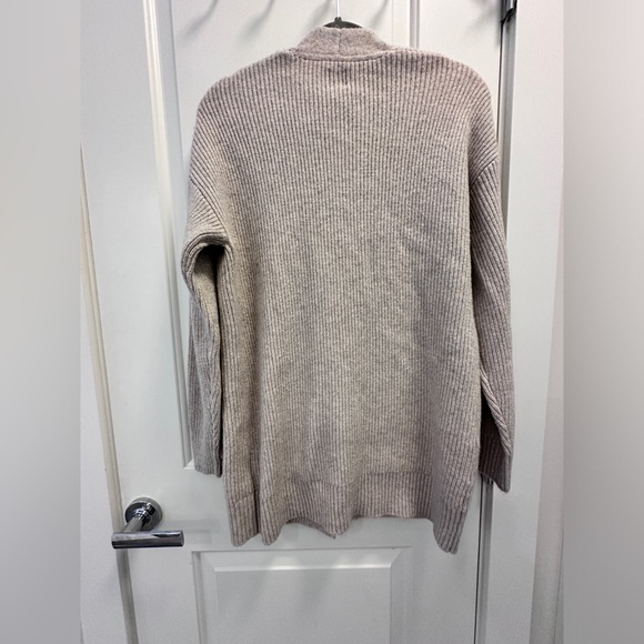 Gap Knit Cardigan - Picture 4 of 10